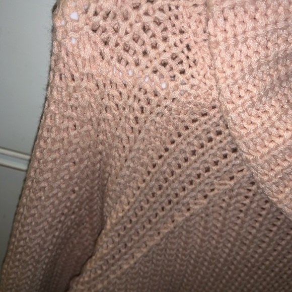 Light pink crop sweater - Picture 3 of 3